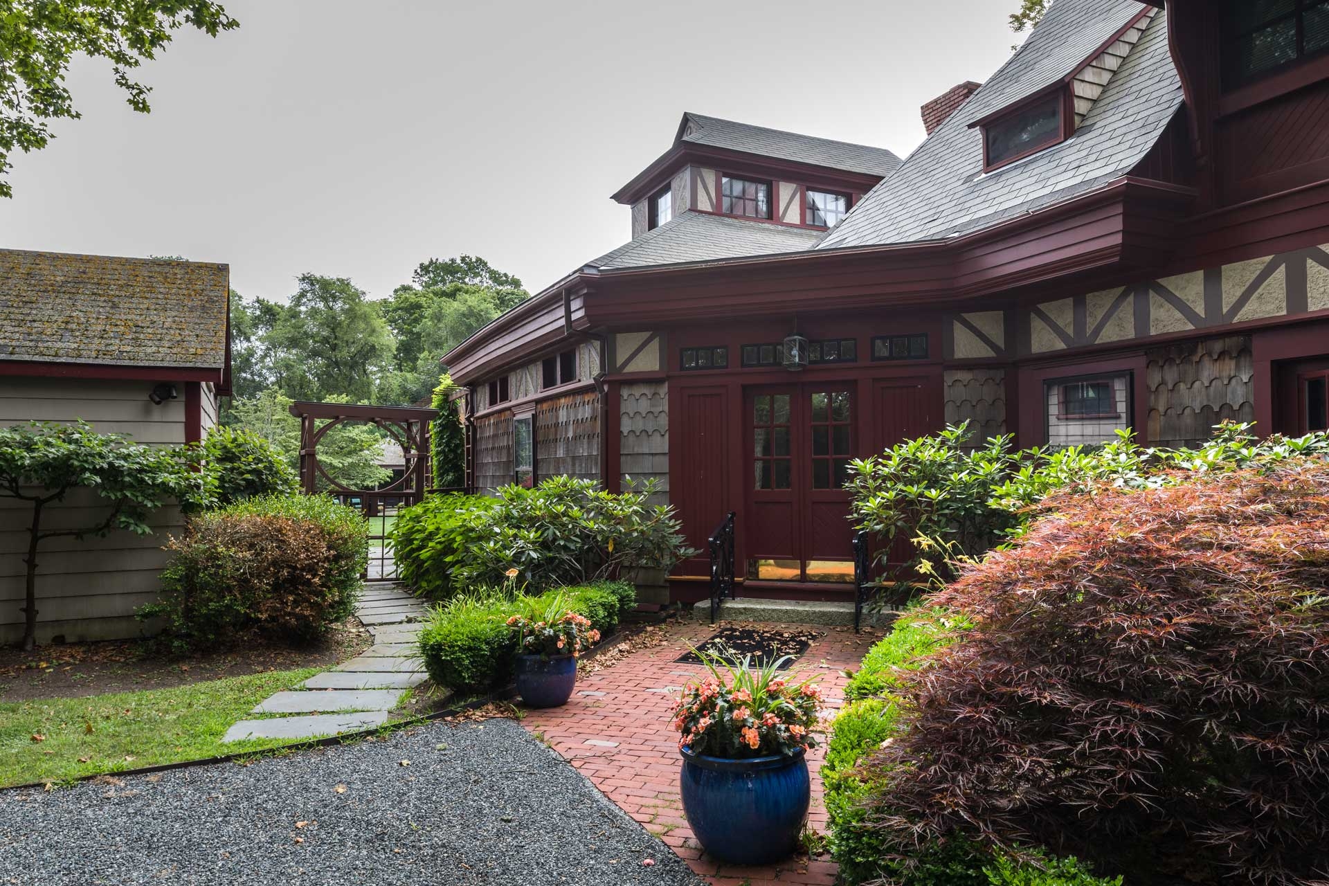 Watts Sherman Stables